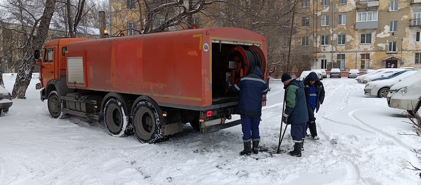 Прочистка канализации от засоров гидропромывочной машиной и специальным оборудованием в Забайкальском крае