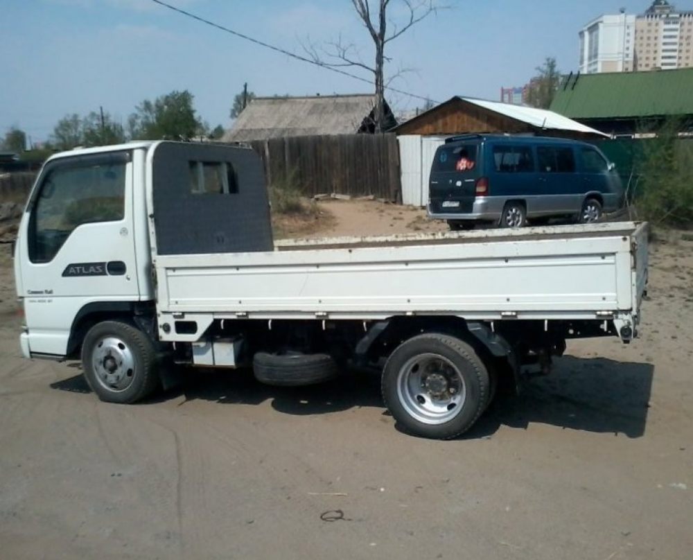 Грузовик Nissan Altas взять в аренду, заказать, цены, услуги - Чита