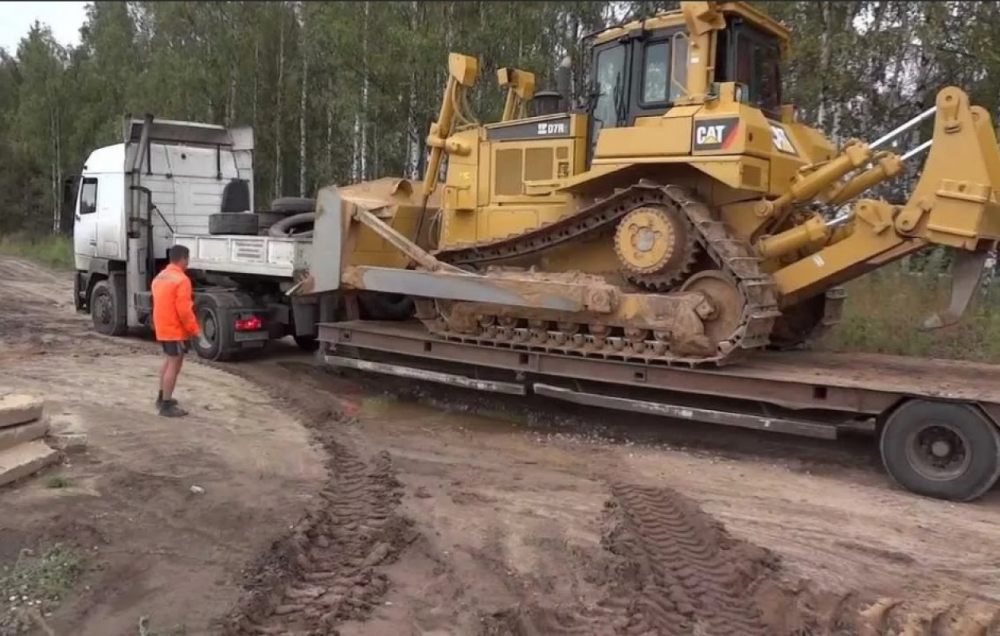 Бульдозер Бульдозеры в аренду CAT D7R, Komatsu D375A взять в аренду, заказать, цены, услуги - Чита