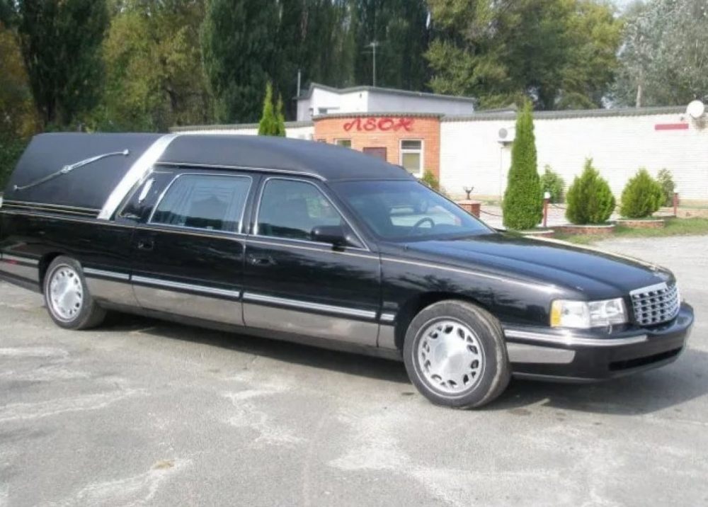 Катафалк Cadillac DeVille взять в аренду, заказать, цены, услуги - Чита